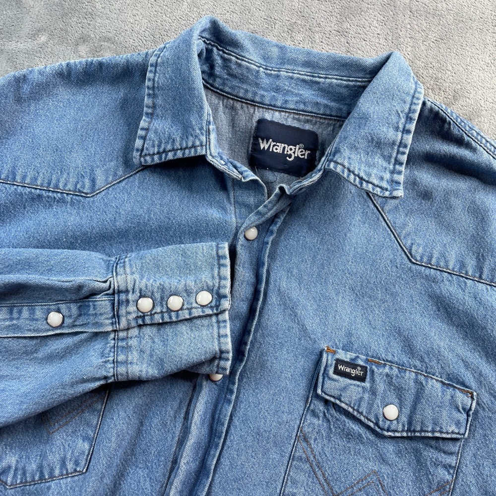 Wrangler Men's Size 2XLT Long Sleeve Denim Western Shirt‎ Light Wash Pearl Snap